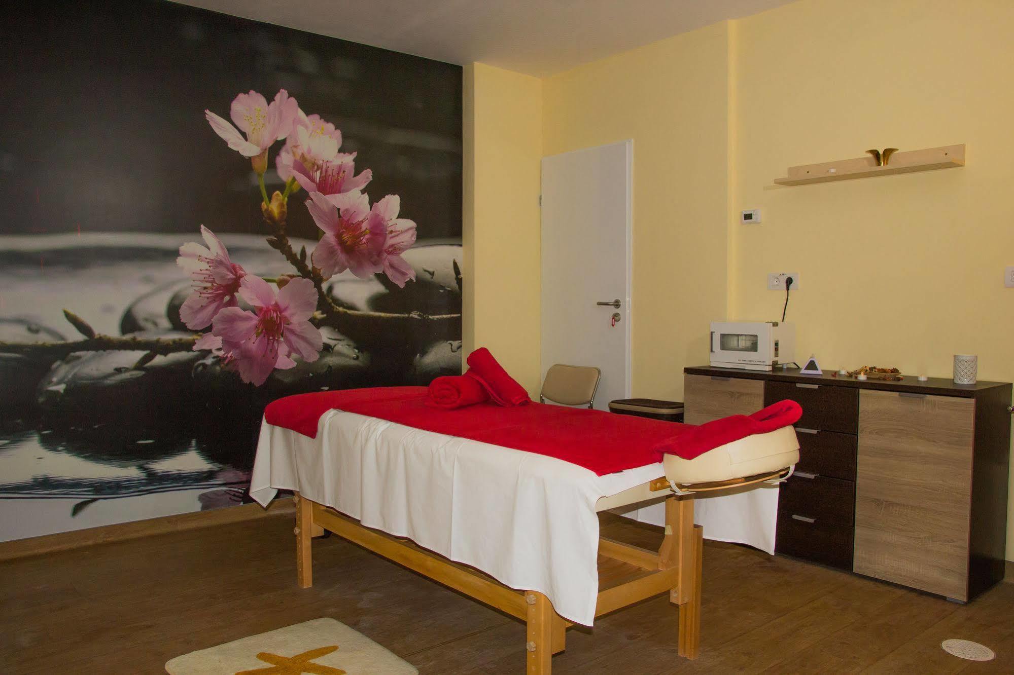 Salis Hotel & Medical Spa Turda Exterior photo